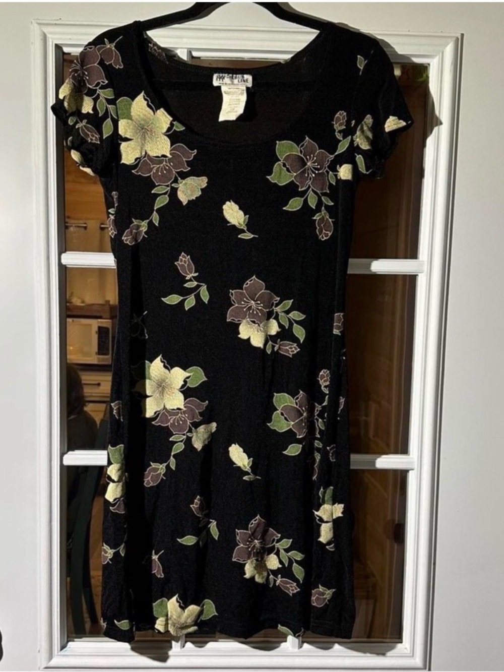 Chorus line floral 90’s dress